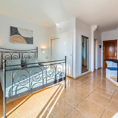 Sunset Escape No Swimming Pool Available